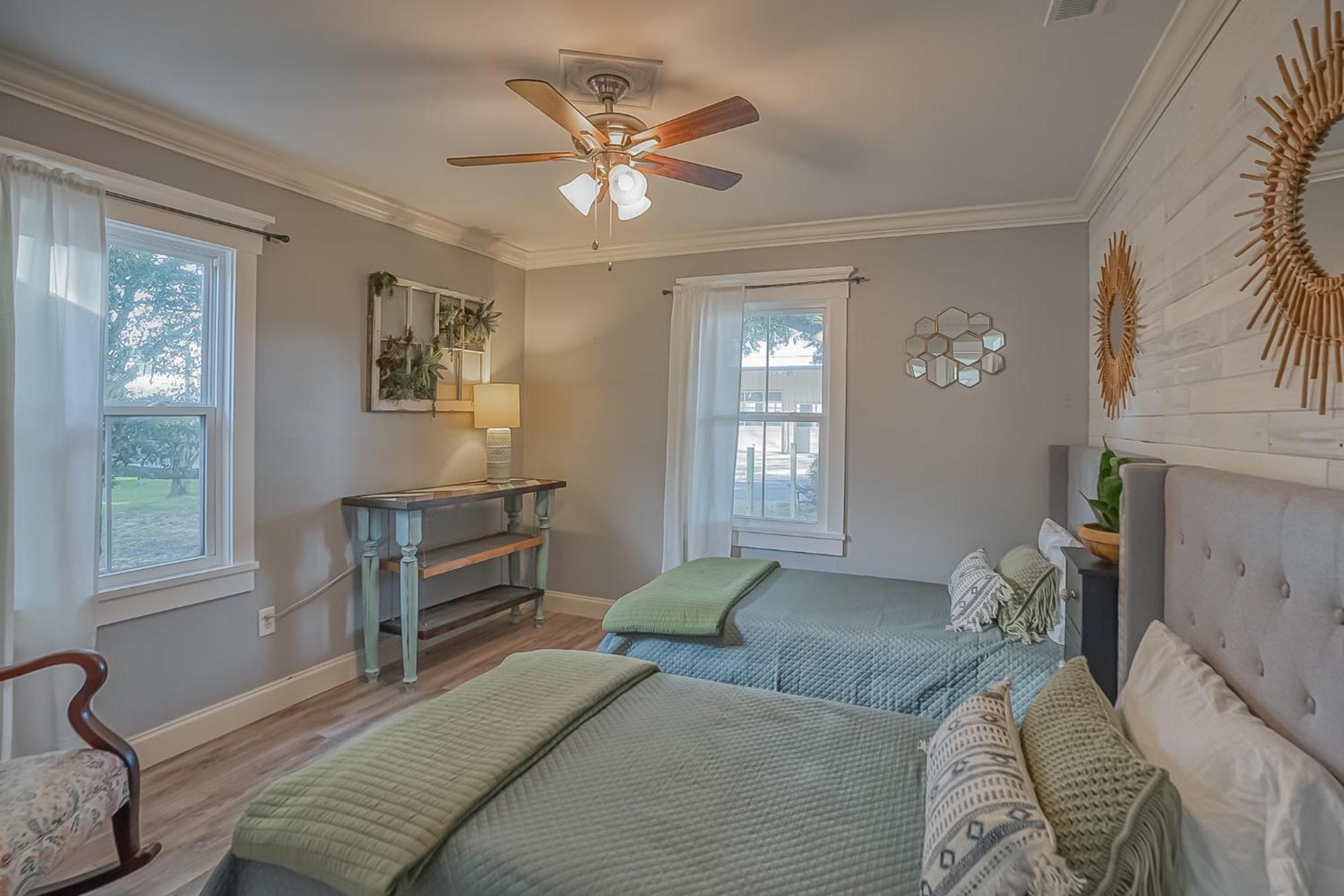 Urban Nest Cottage - Book Now! Beaufort Exterior photo
