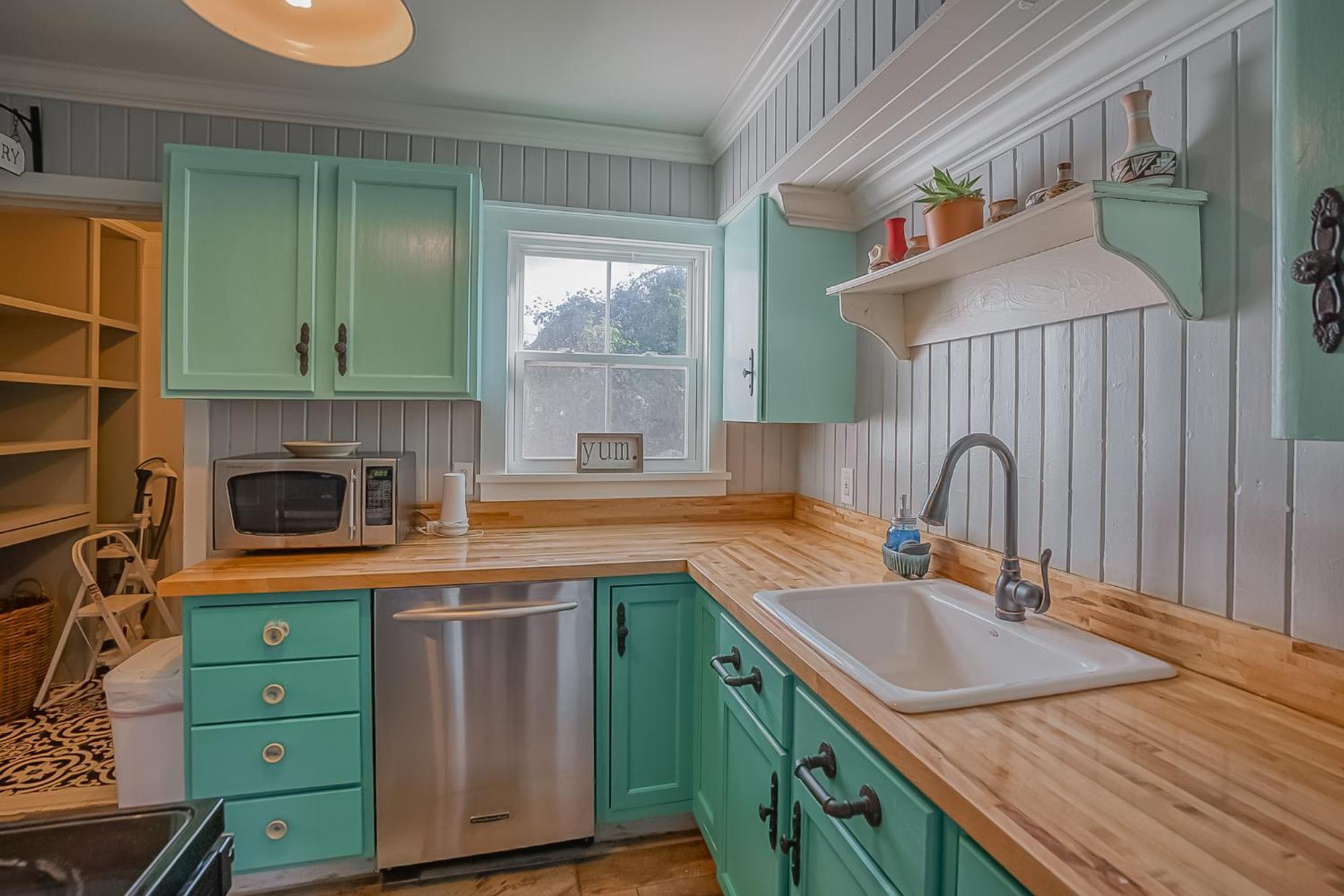 Urban Nest Cottage - Book Now! Beaufort Exterior photo