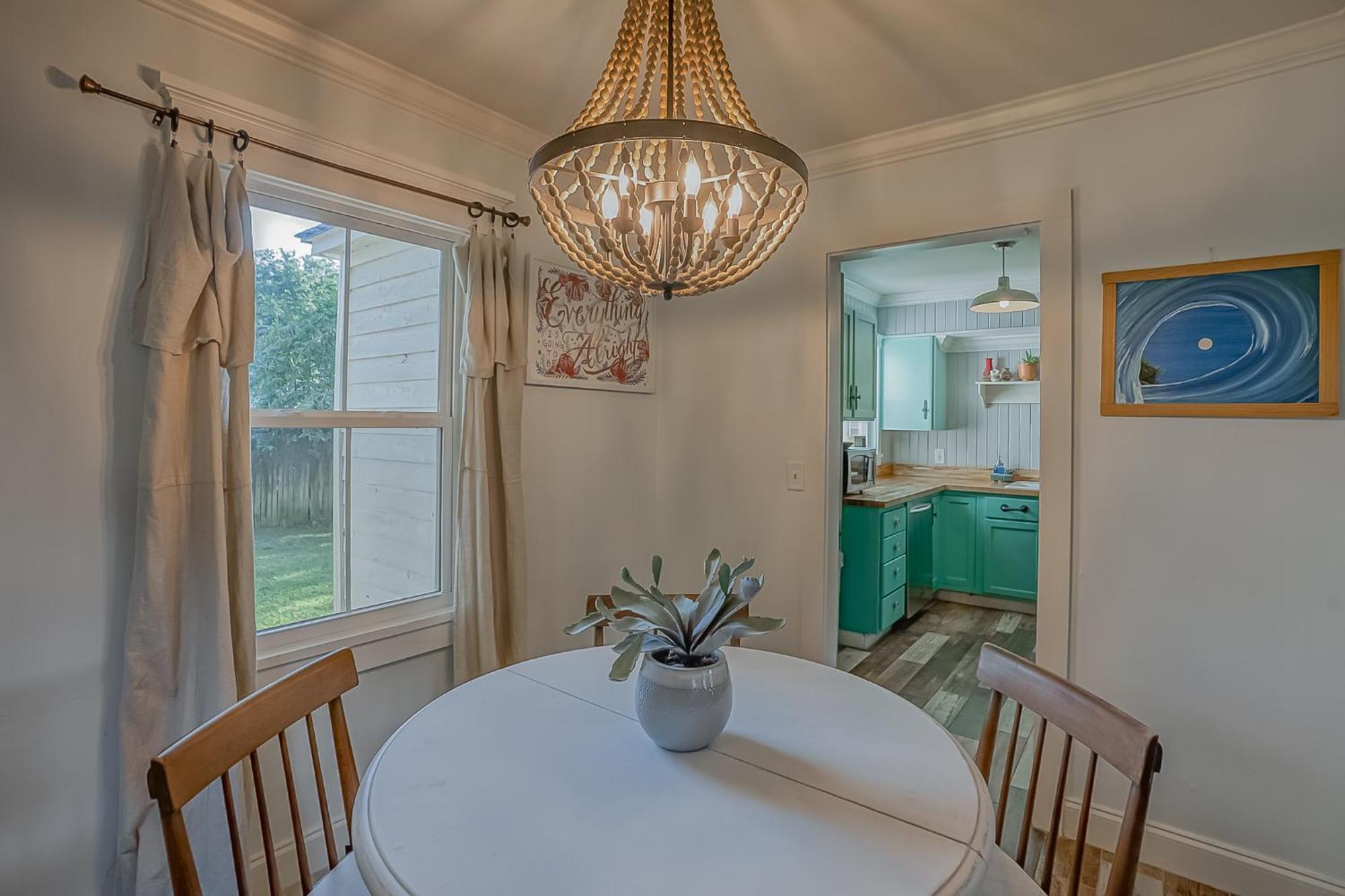 Urban Nest Cottage - Book Now! Beaufort Exterior photo